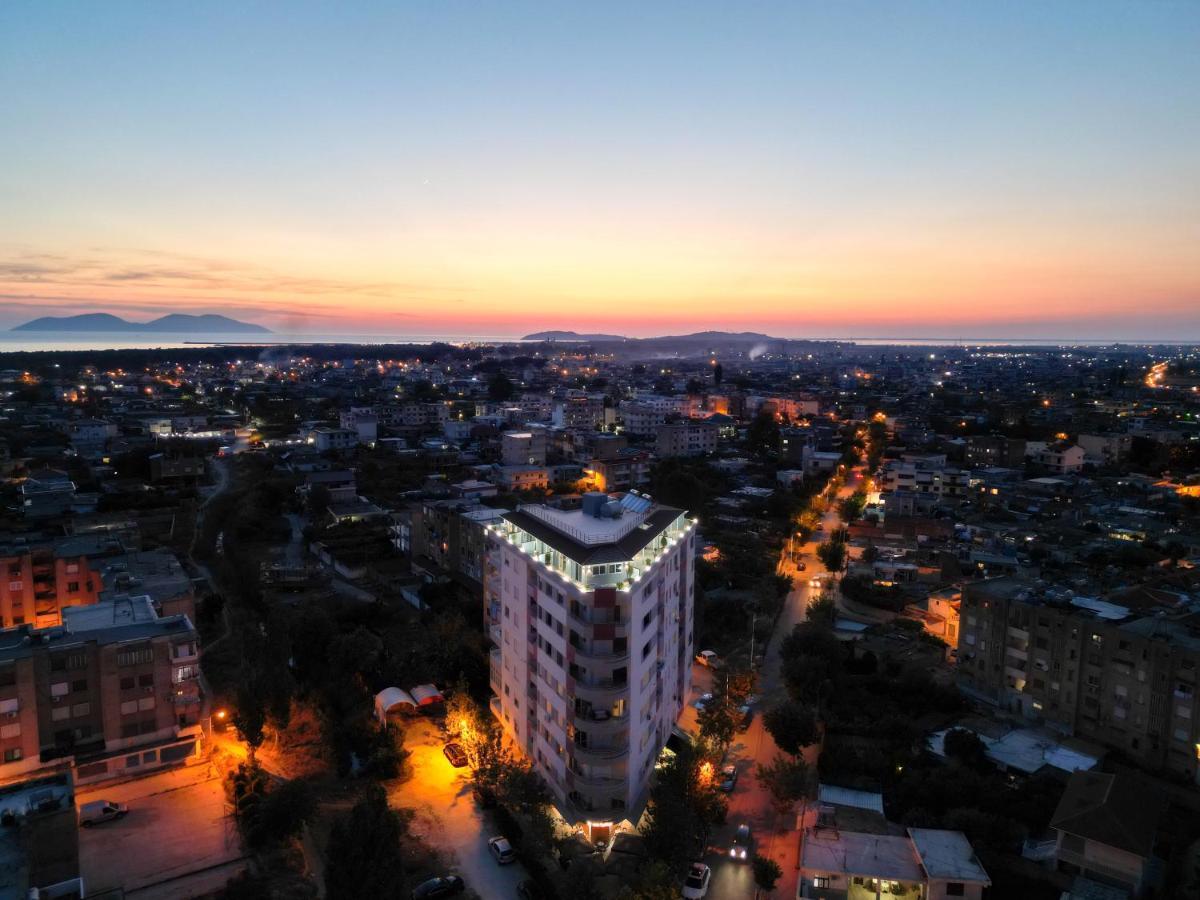 Queen Apartmets Vlorë Exteriör bild