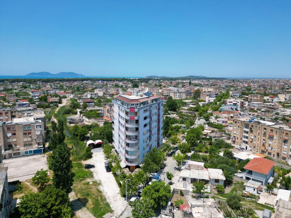 Queen Apartmets Vlorë Exteriör bild