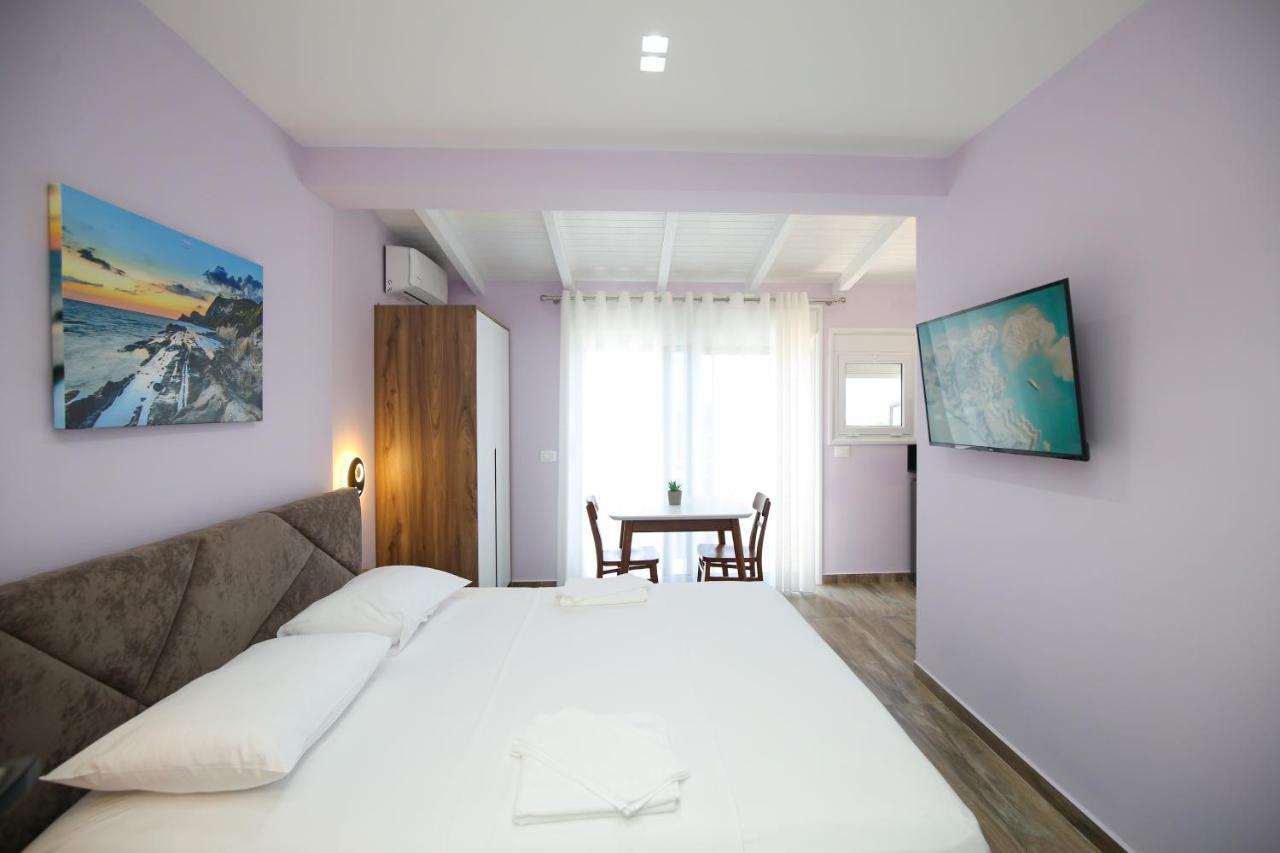 Queen Apartmets Vlorë Exteriör bild