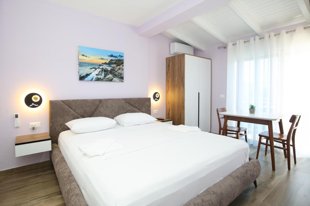 Queen Apartmets Vlorë Exteriör bild